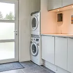 Five-bedroom In 度假居