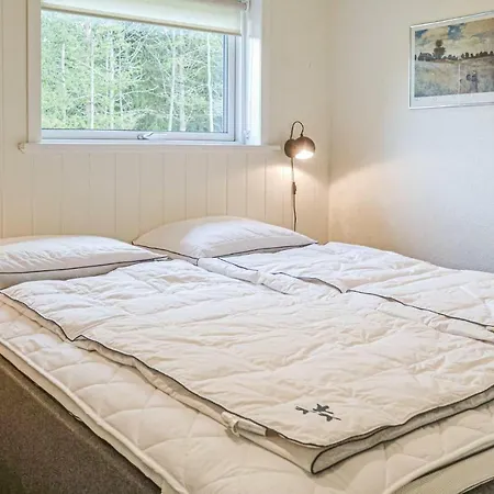 Five-bedroom In Ferienhaus